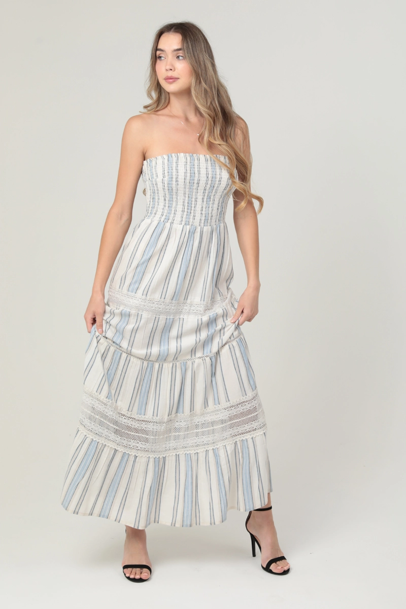 pink chiffon formal dresses A Line Floral Printed Prom Tiered Halter Gown With Slit – trendtydresses Johnny Was Sequin Dress The bodice features stunning toys-3-years Size:Size 16